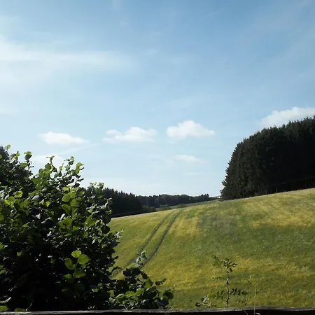 Am Waldrand Mit Panoramablick 度假居 *