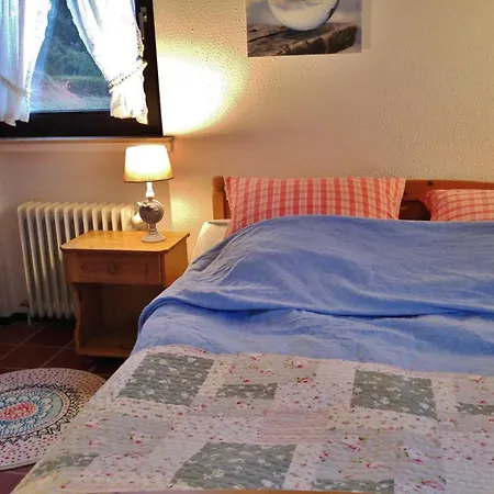 Waldrand-panorama: Komfortables Mit Südlage Holiday home