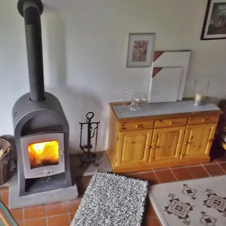 Waldrand-panorama: Komfortables Mit Südlage Holiday home