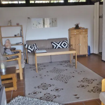 Waldrand-panorama: Komfortables Mit Südlage